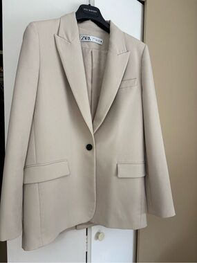 ZARA Beige Single-Button Tailored Blazer